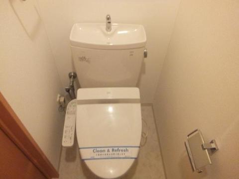 トイレ　トイレ