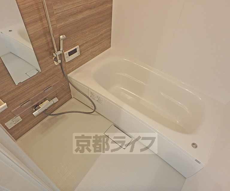 バス・シャワールーム　浴室です。