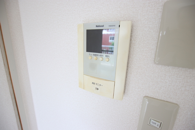 セキュリティ　来客時に便利、ＴＶモニター付インターホン