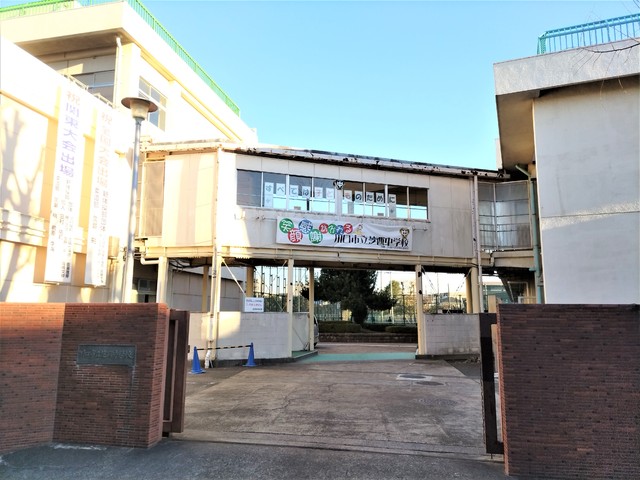中学校　川口市立芝西中学校（中学校）まで850m