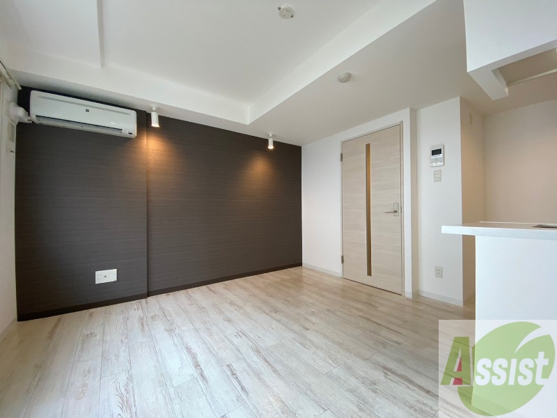 居室・リビング　広くてキレイなお部屋が広がっていて、充実した生活が送れそう。