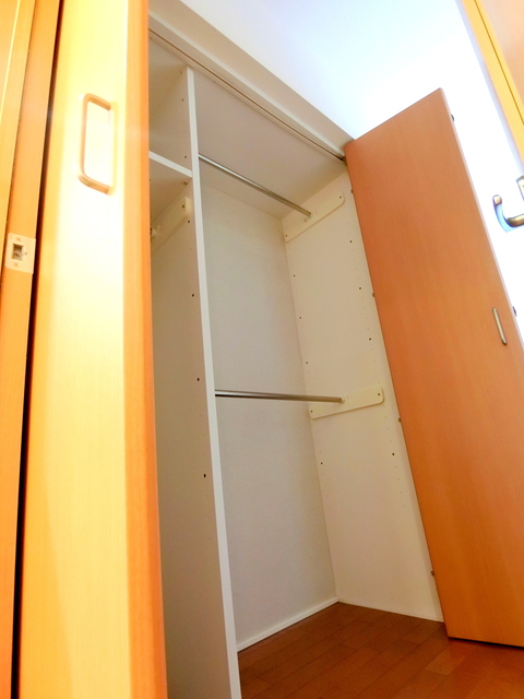 収納　★洋室のクローゼット・高さもありたっぷり収納可能です★