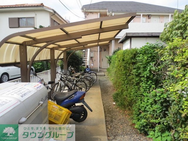 エントランス　★屋根付き駐輪場★