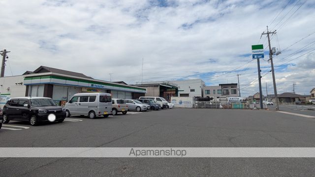 コンビニ　ファミリーマート水玉ブリッジライン店（コンビニ）まで602m