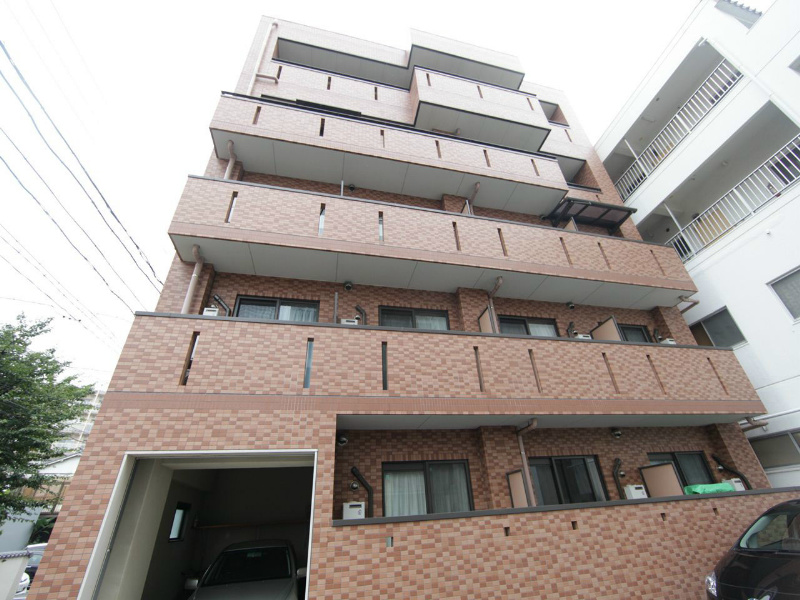 建物外観　外観　オートロック　外壁タイル張り　集合ポスト有り