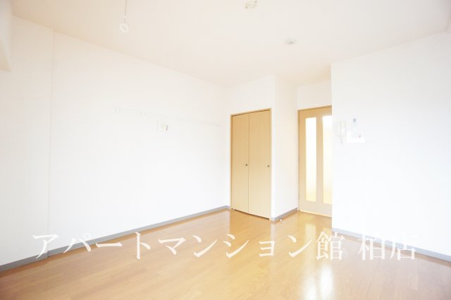 居室・リビング　反転タイプ