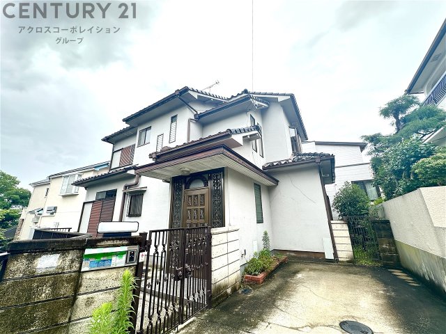 建物外観　駐車場1台分付き！