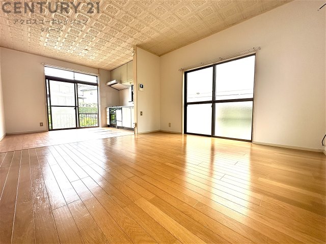 居室・リビング　広々リビング14帖♪