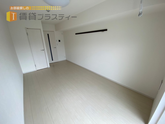 居室・リビング　明るいお部屋ですね！