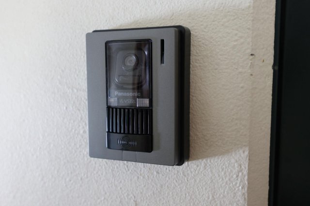 セキュリティ　モニター付インターホンで訪問客も一目瞭然