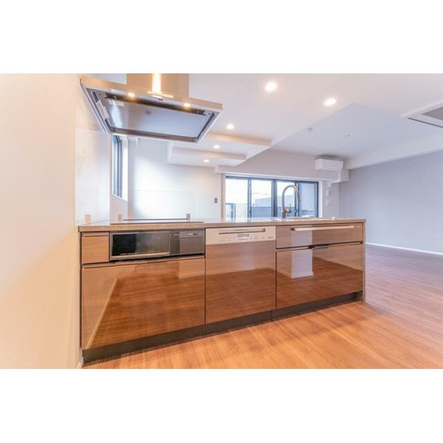 キッチン　※写真は同タイプ住戸です。