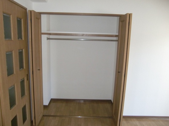 収納　※別部屋の写真です