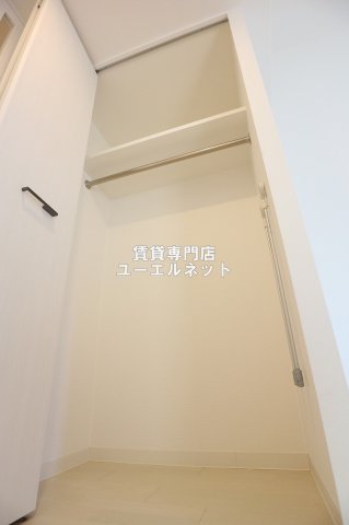 収納　クローゼット付きでお部屋もスッキリ♪