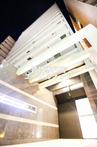 建物外観　シンプルで洗練されたデザインが毎日の暮らしに心地よさをプラス