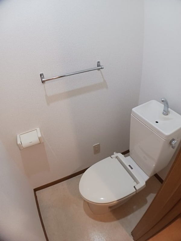 トイレ　図面と現状に相違がある場合には現状を優先