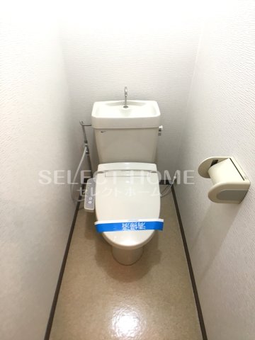 トイレ　落ち着いたトイレです 同型タイプ