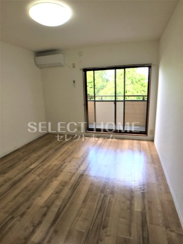 その他部屋・スペース　落ち着いて過ごせるお部屋なので、寝室にいかがでしょうか 同型