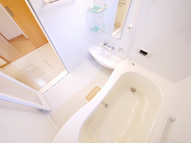 バス・シャワールーム　お風呂です