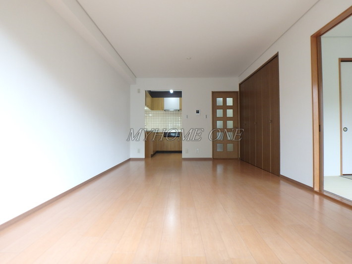 居室・リビング　リビング