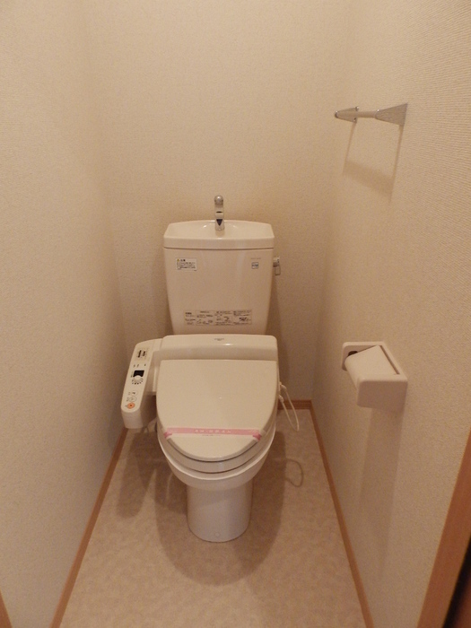 トイレ　温水洗浄暖房便座