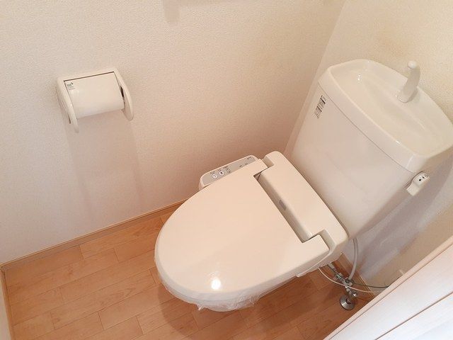トイレ　清潔感のあるトイレです