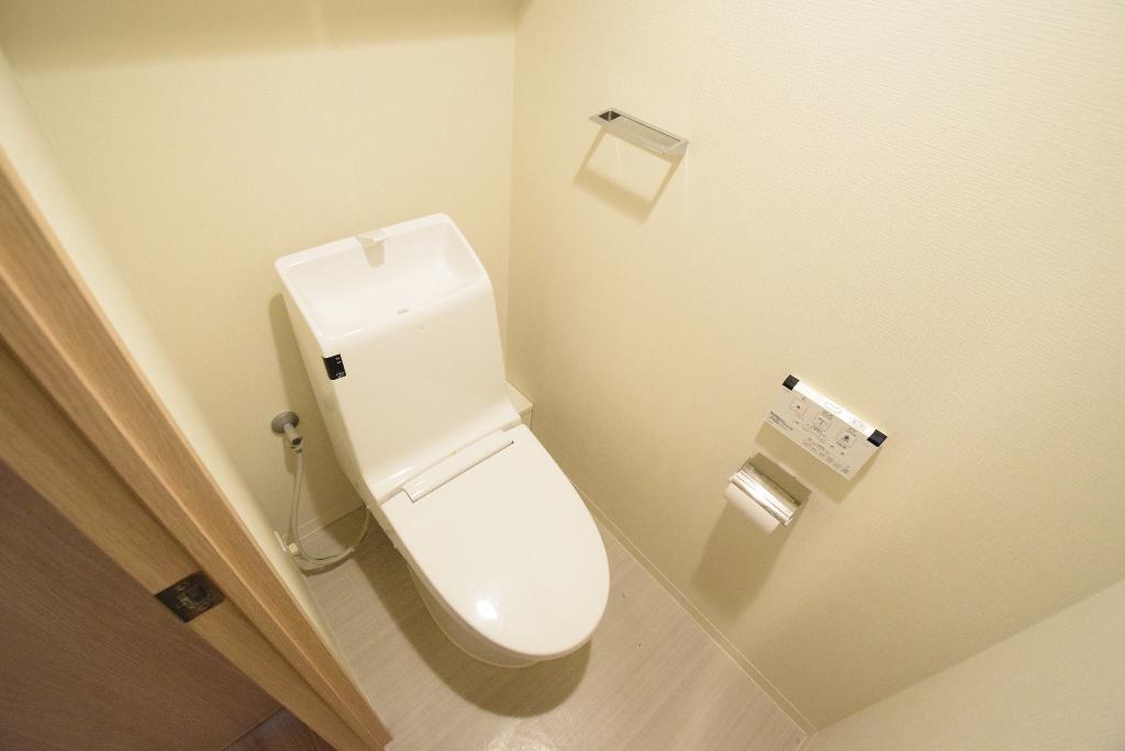 トイレ　シャワー付トイレ