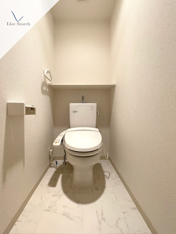 トイレ　別号室