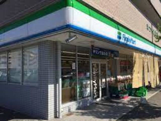 コンビニ　ファミリーマート有瀬店（コンビニ）まで521m