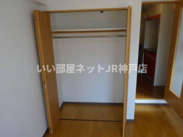 収納　クローゼット