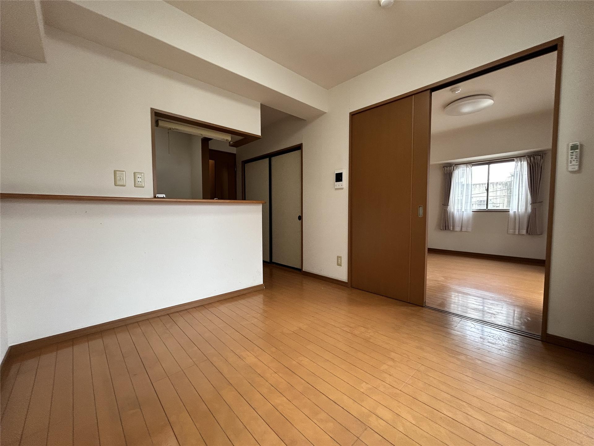 居室・リビング　14帖の広々としたLDKへリノベーション中です