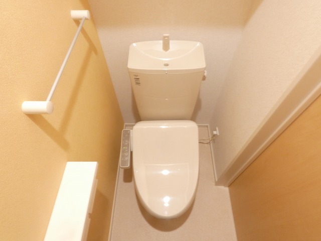 旭市鎌数 2019年築 1LDKのトイレ写真