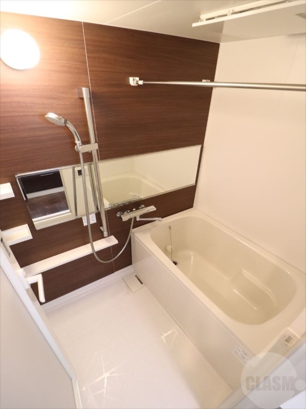 バス・シャワールーム　浴室乾燥機付き