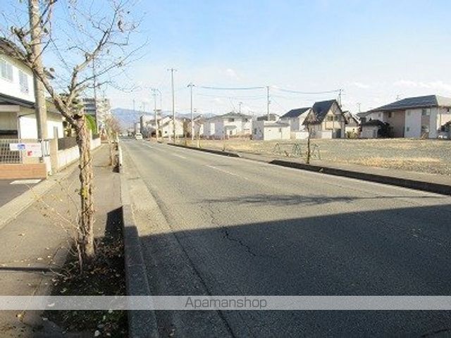 その他　周辺道路（その他）まで0m