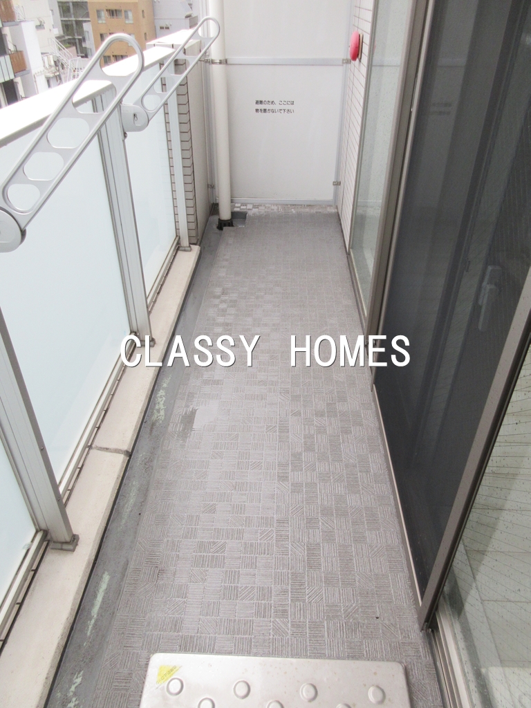 バルコニー　2018年竣工　アンティエメゾン：バルコニー