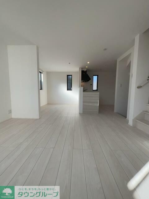 居室・リビング　★お部屋のレイアウトや使い方等、ご来店時に説明させて頂きま…