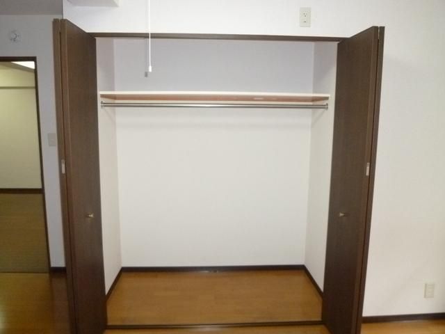 収納　収納スペース