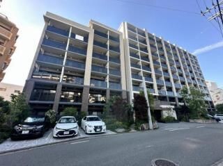 建物外観　最寄り駅まで徒歩7分の人気マンション