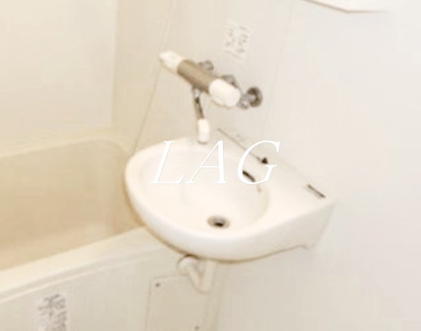 洗面設備　洗面台です。