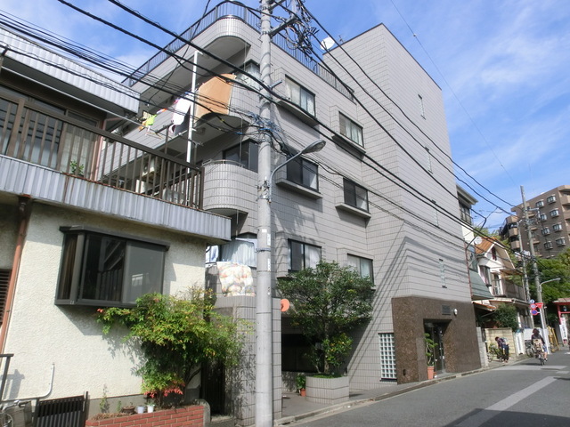 建物外観　オシャレなタイル張りのペット可マンションです！