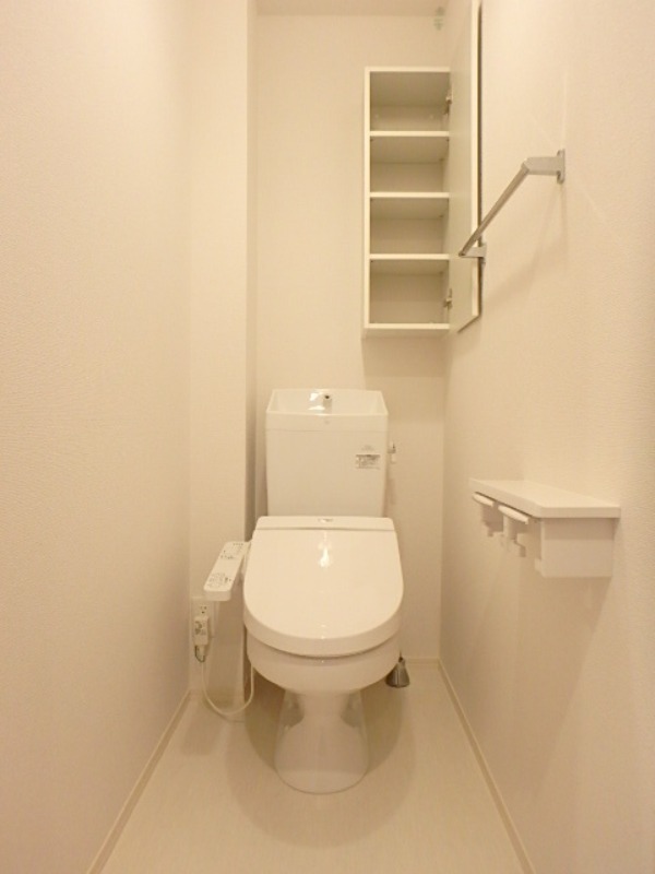 トイレ　図面と現状に相違がある場合には現状を優先