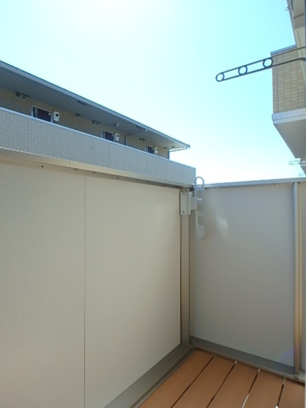 バルコニー　図面と現状に相違がある場合には現状を優先