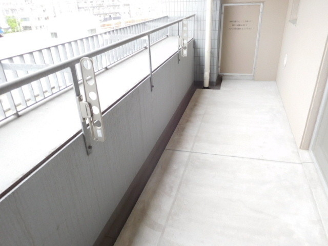 バルコニー　ひろーーーいバルコニー