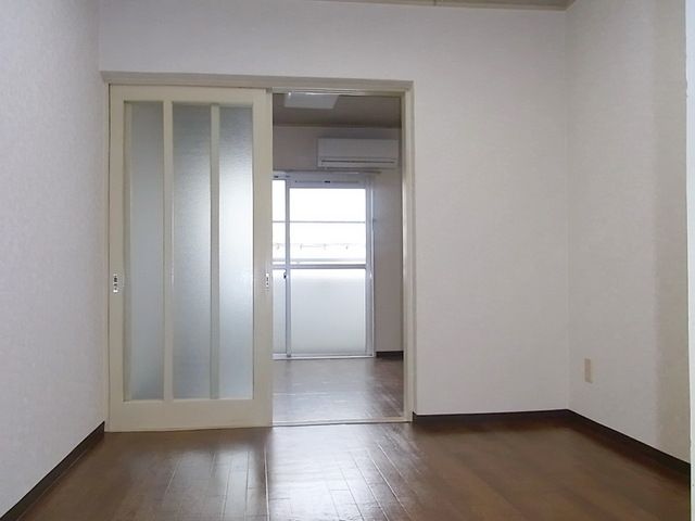 居室・リビング　★開放感のある室内★