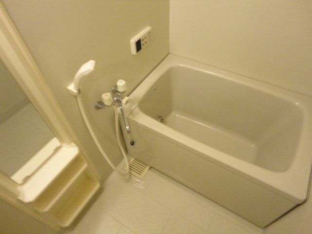 バス・シャワールーム　バス（イメージ）