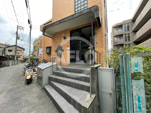 エントランス　ルネ北畠　エントランス