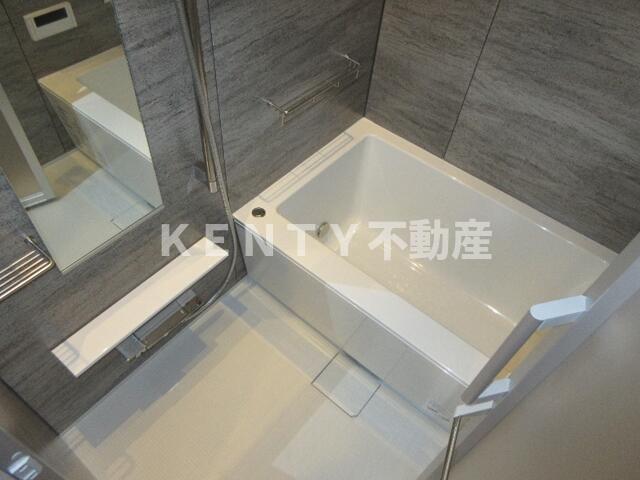 バス・シャワールーム　ゆったり過ごせるお風呂です