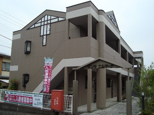 建物外観　外観写真（昼）