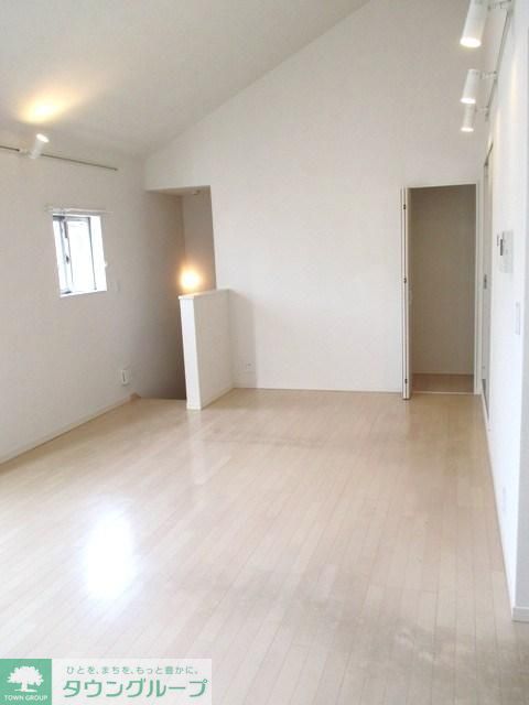 居室・リビング　★日当たり良好★