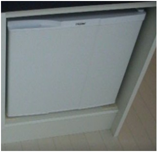 その他　ミニ冷蔵庫