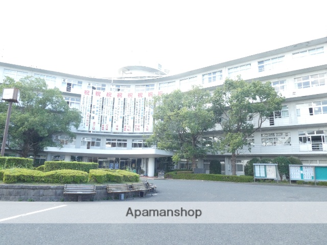 高校・高専　東海大学付属福岡高等学校（高校・高専）まで696m